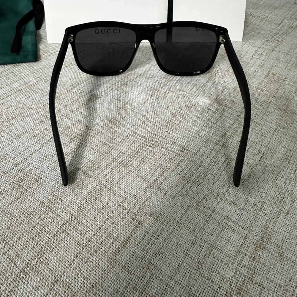 Gucci sunglasses - Picture 4 of 5